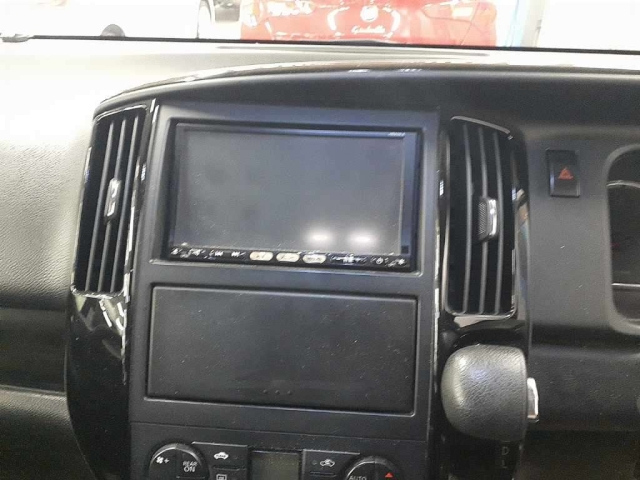 NISSAN SERENA 2009