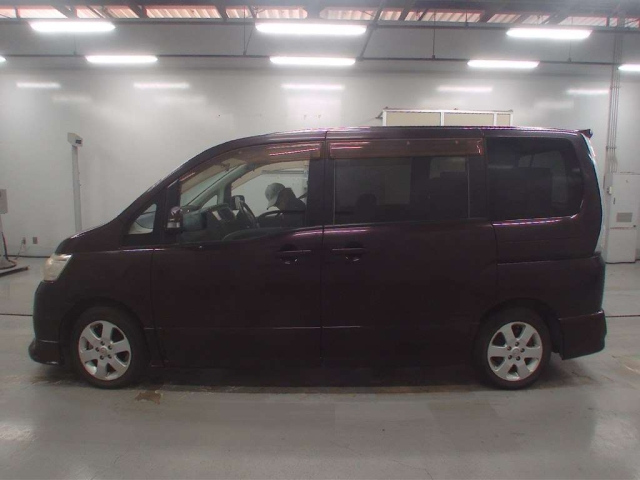 NISSAN SERENA 2009