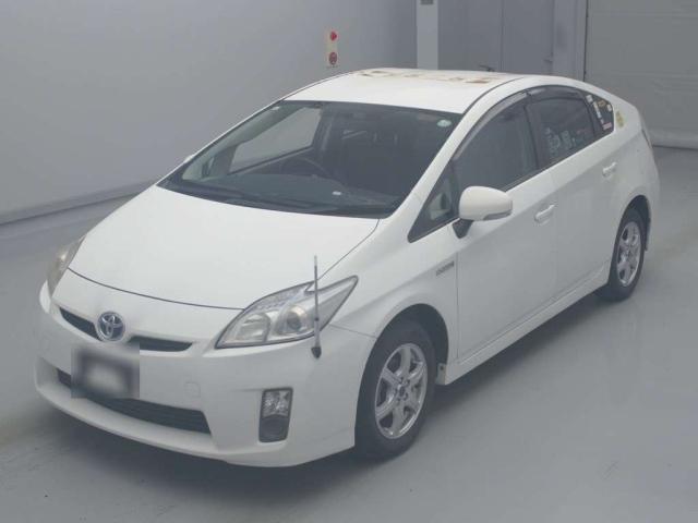 TOYOTA PRIUS 2011