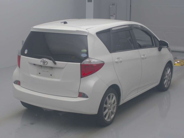 TOYOTA RACTIS 2012