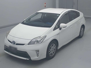 TOYOTA PRIUS 2012