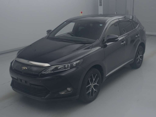 TOYOTA HARRIER 2017