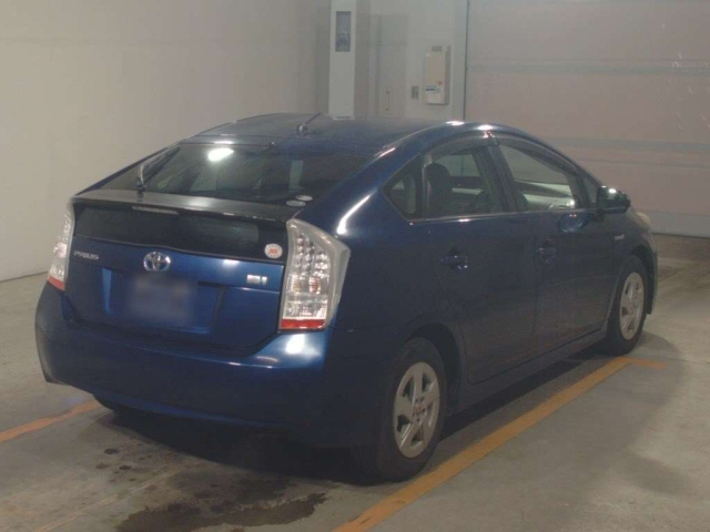 TOYOTA PRIUS 2010