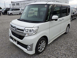 DAIHATSU TANTO 2014