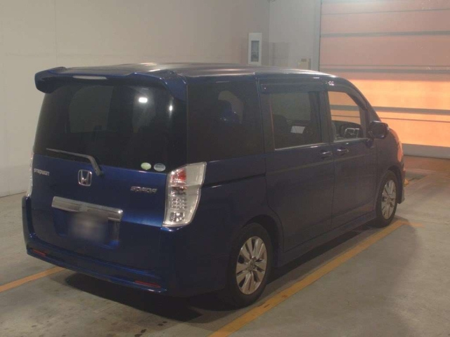 HONDA STEP WAGON 2010