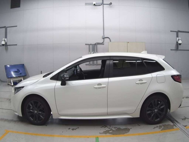 TOYOTA COROLLA TOURING 2021