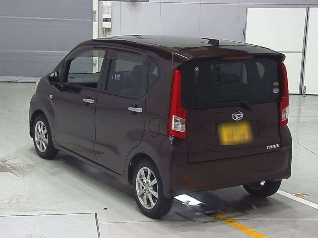 DAIHATSU MOVE 2018