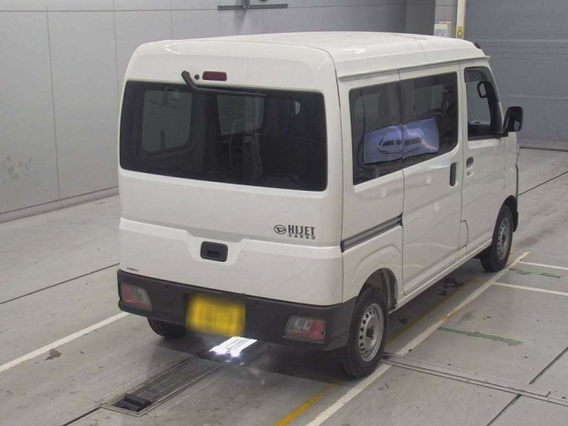 DAIHATSU HIJET VAN 2024