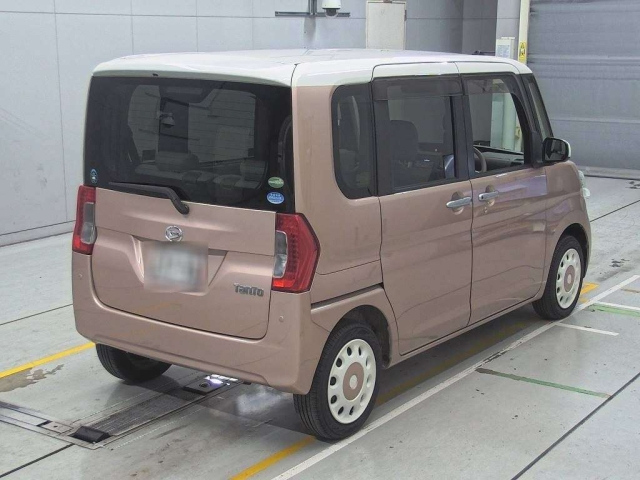 DAIHATSU TANTO 2016
