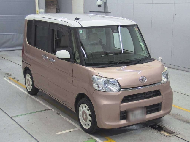 DAIHATSU TANTO 2016
