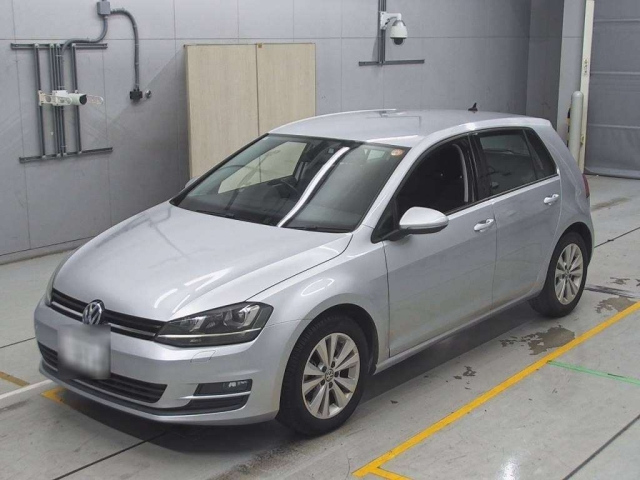 VOLKSWAGEN GOLF 2015