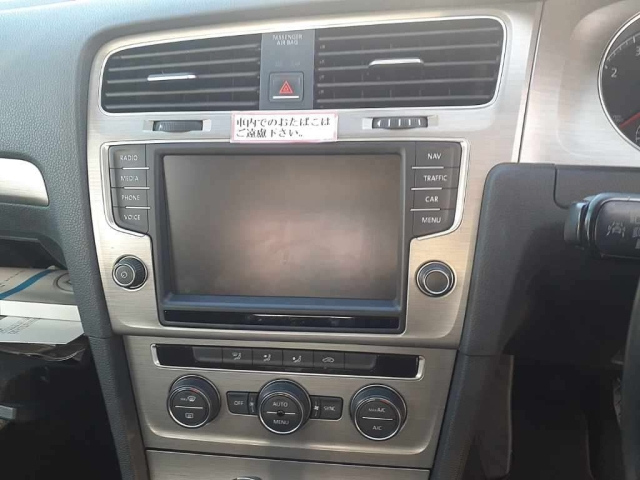 VOLKSWAGEN GOLF 2015