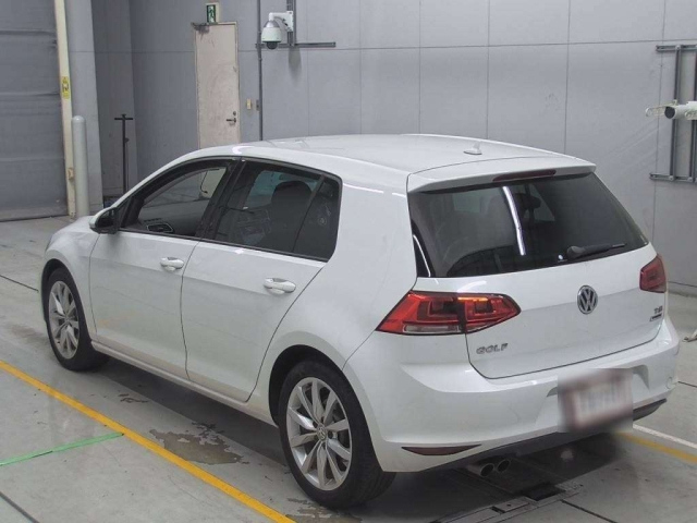 VOLKSWAGEN GOLF 2017