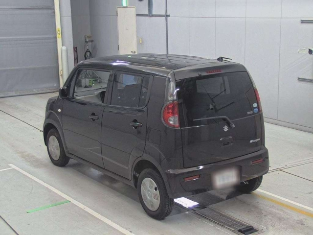 SUZUKI MRWAGON 2011