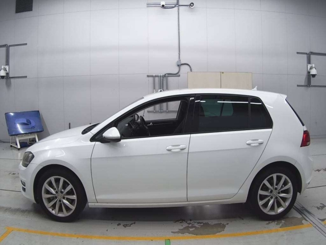 VOLKSWAGEN GOLF 2017