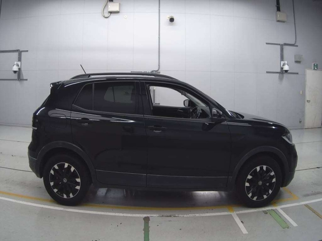 VOLKSWAGEN T-CROSS 2021