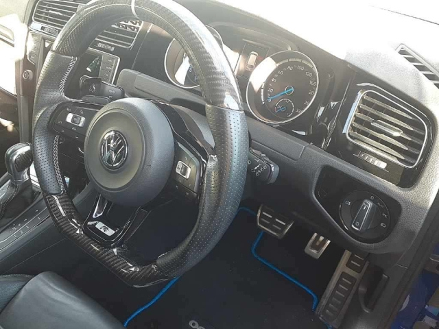 VOLKSWAGEN GOLF VARIANT 2017
