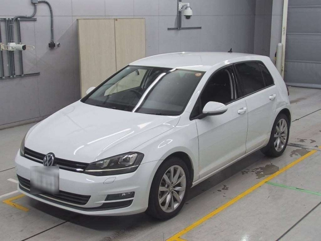 VOLKSWAGEN GOLF 2016