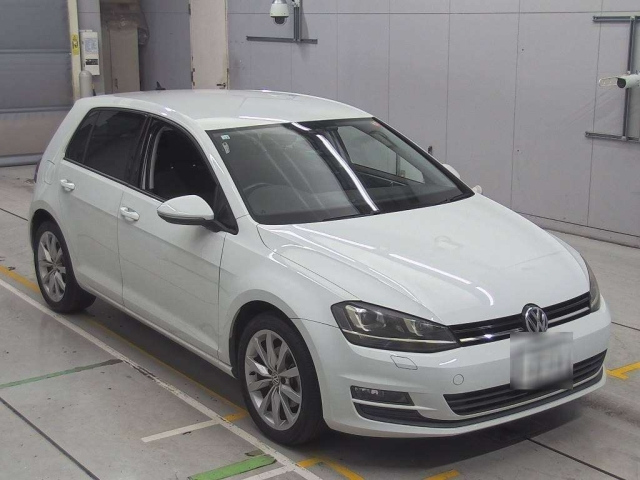 VOLKSWAGEN GOLF 2016