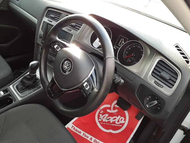 VOLKSWAGEN GOLF 2016