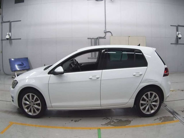 VOLKSWAGEN GOLF 2016
