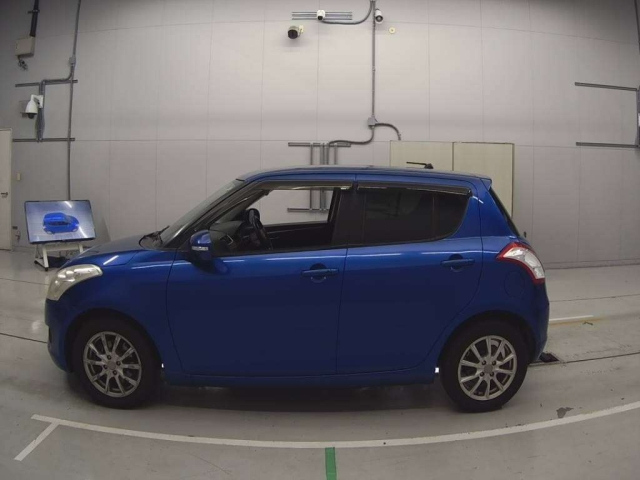 SUZUKI SWIFT 2011