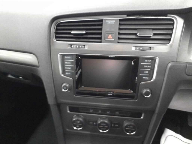 VOLKSWAGEN GOLF 2013