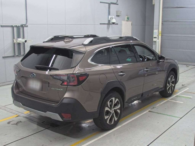 SUBARU LEGACY OUTBACK 2023