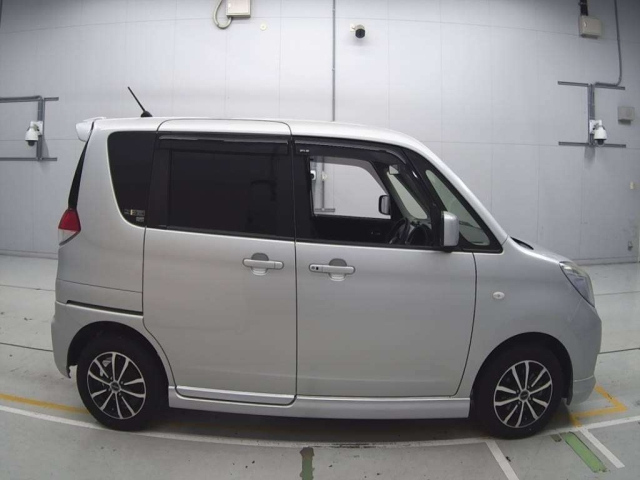 SUZUKI SOLIO 2015