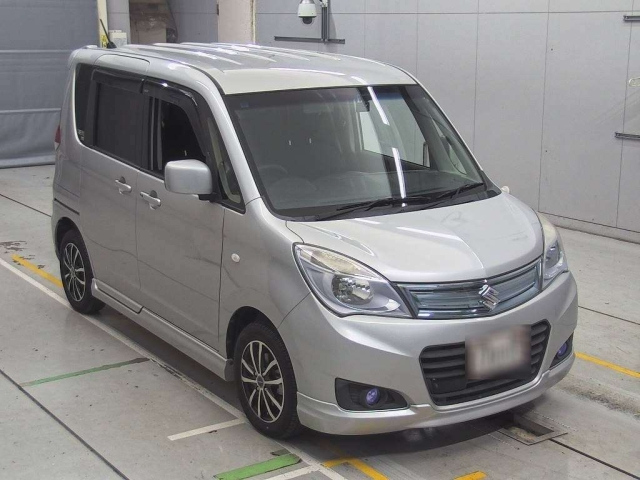 SUZUKI SOLIO 2015