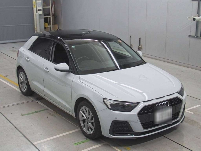 AUDI A1 2021