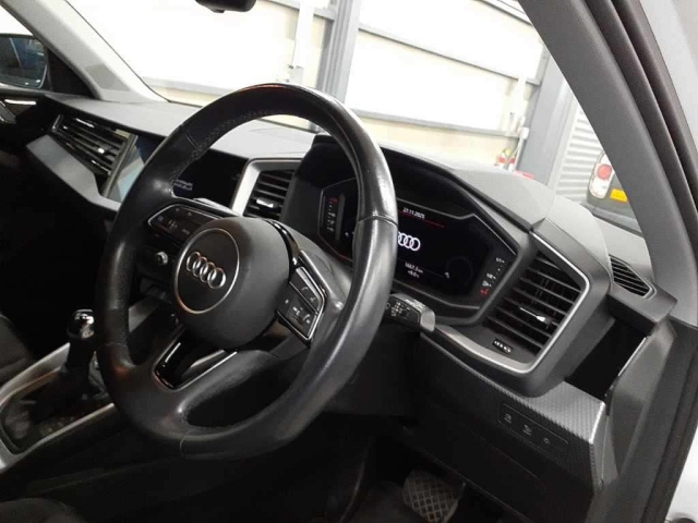 AUDI A1 2021