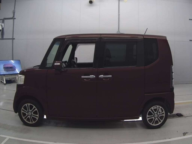 HONDA N BOX 2013