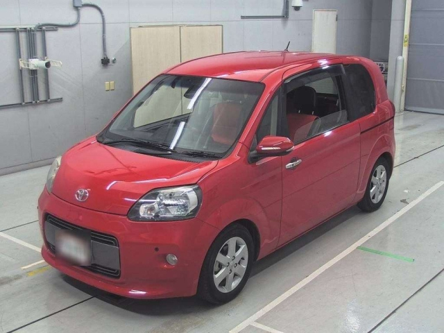 TOYOTA PORTE 2016