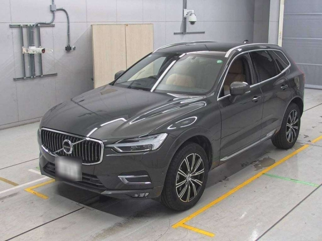 VOLVO XC60 2018