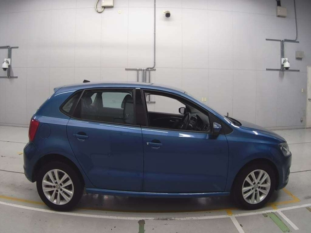 VOLKSWAGEN POLO 2017