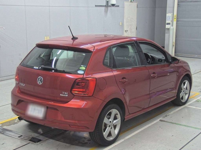VOLKSWAGEN POLO 2017