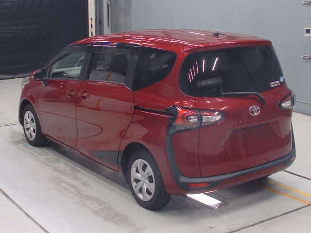TOYOTA SIENTA 2020