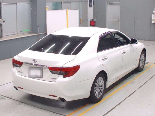 TOYOTA MARK X 2016
