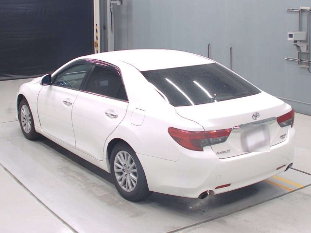 TOYOTA MARK X 2016