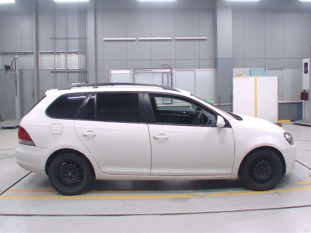 VOLKSWAGEN GOLF VARIANT 2010