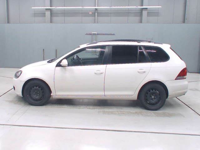 VOLKSWAGEN GOLF VARIANT 2010
