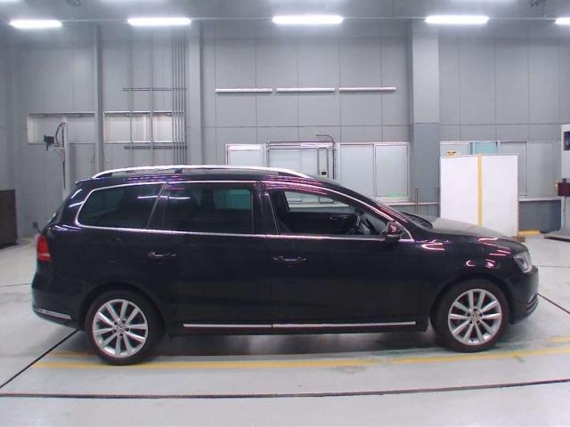 VOLKSWAGEN PASSAT VARIANT 2013