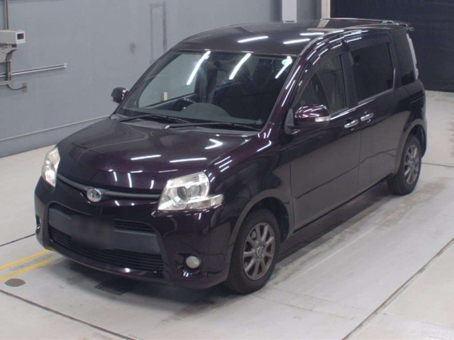 TOYOTA SIENTA 2013