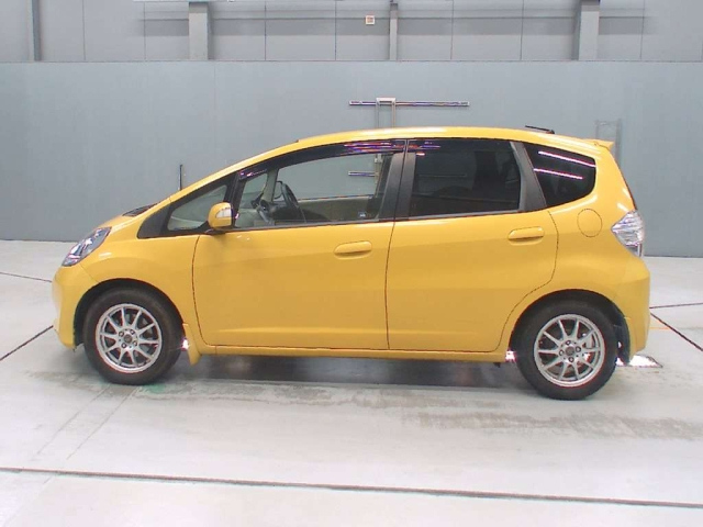 HONDA FIT 2011