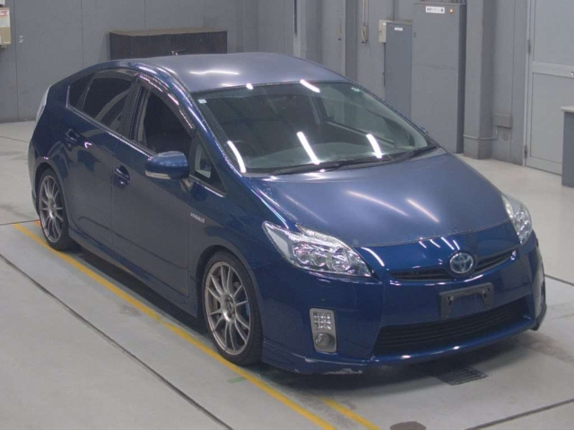 TOYOTA PRIUS 2010