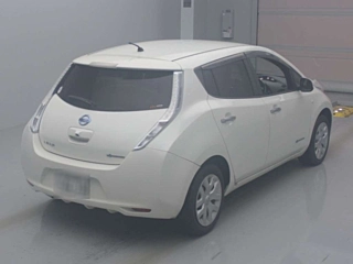 NISSAN LEAF 2013