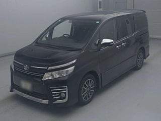 TOYOTA VOXY 2015