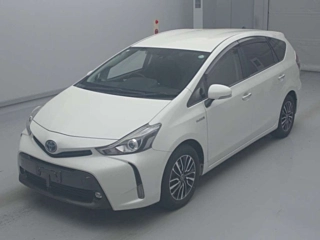 TOYOTA PRIUS ALPHA 2016