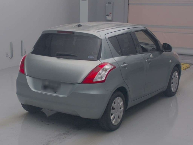 SUZUKI SWIFT 2010